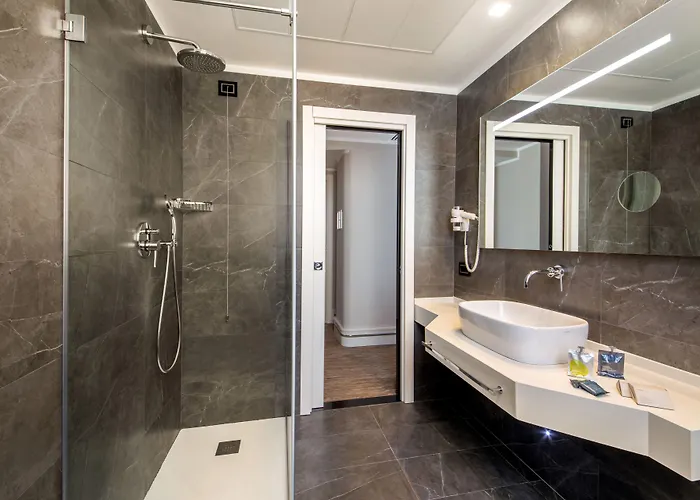 ジョベルティ アート 4*